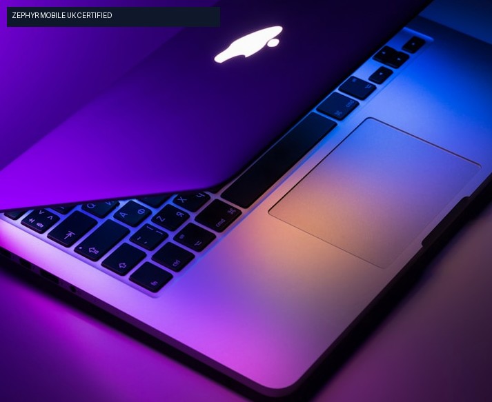 Apple MacBook Air 13-inch M2 512GB - Starlight